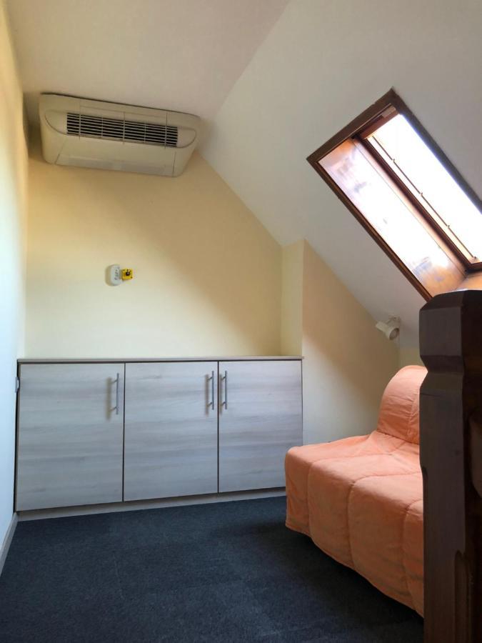 Grantek Ueduelohaz Hotel Балатонлеле Екстериор снимка